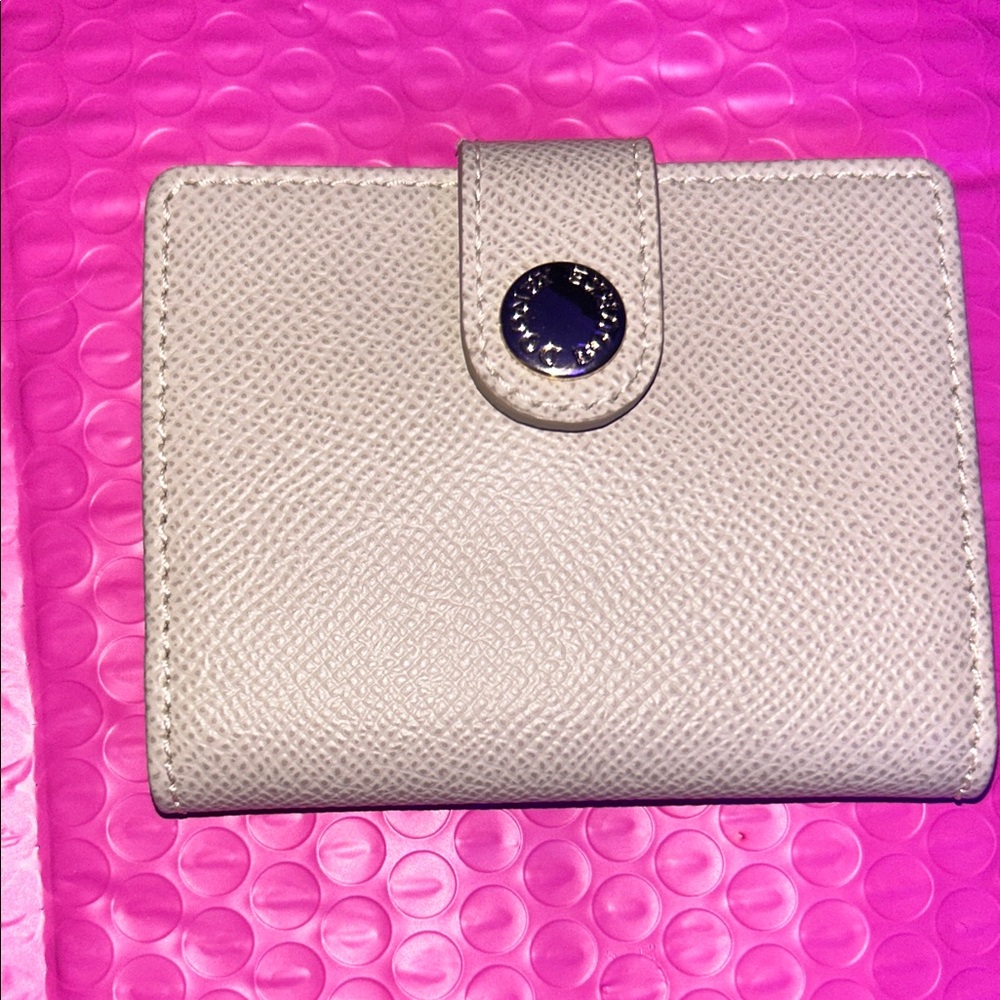 Dooney and Bourke wallet tan/beige EUC